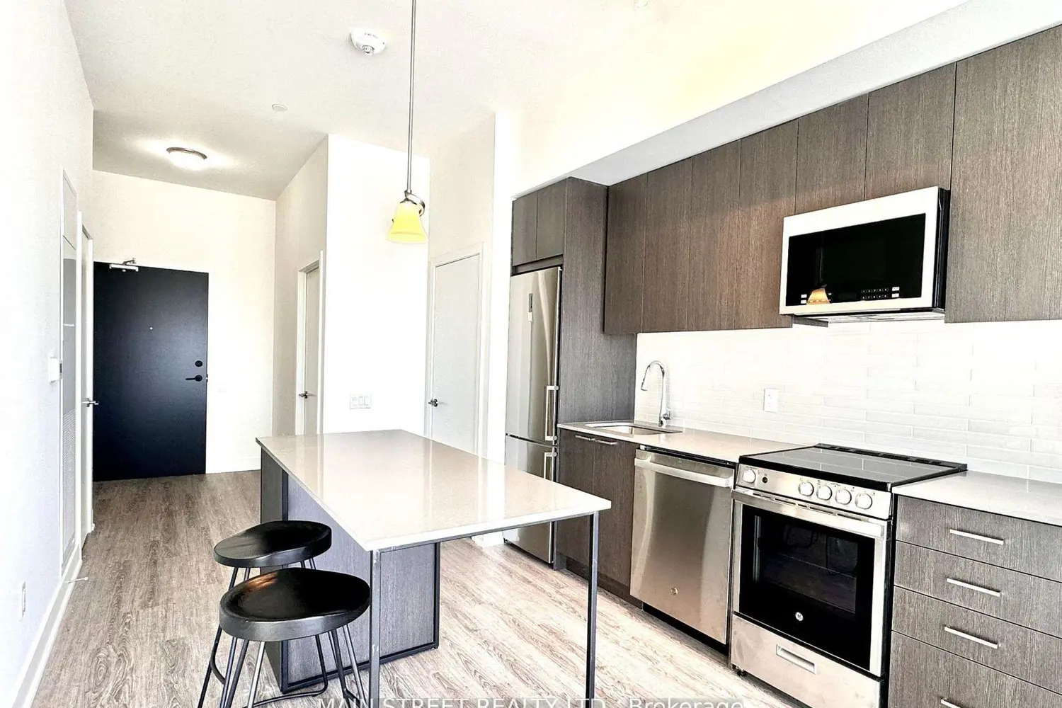 Additional image 8 of 185 Deerfield Road 1506