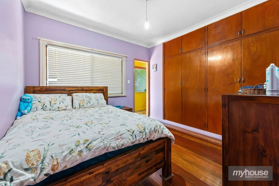 Additional image 6 of 15 Helen Street, Newtown QLD 4350