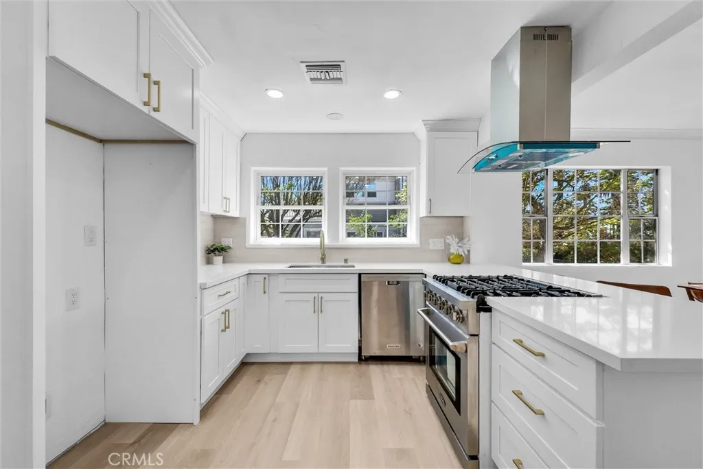 Additional image 56 of 527 W Palm Ave, Redlands, CA 92373