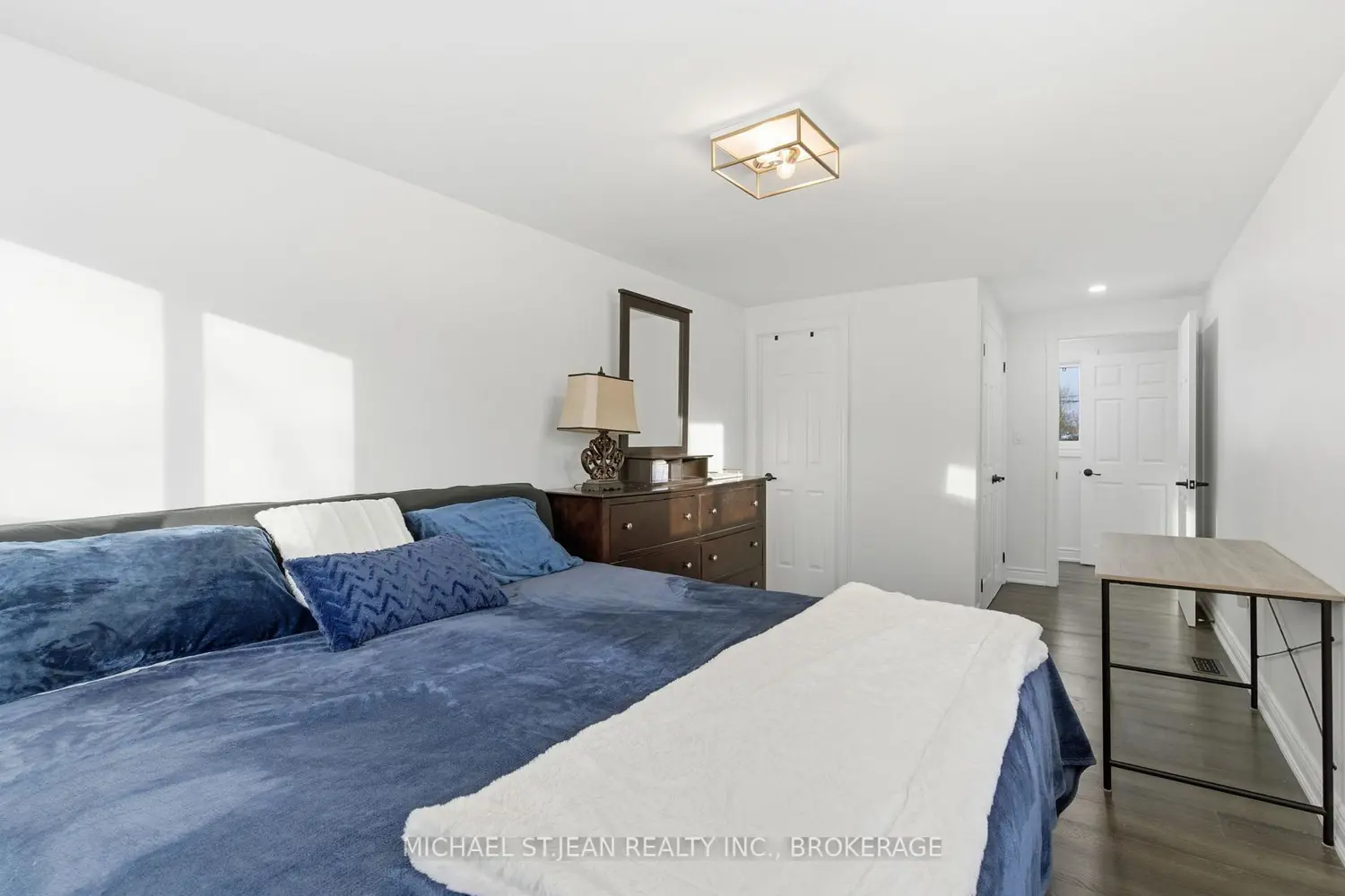 Additional image 9 of 1576 Woodburn Road