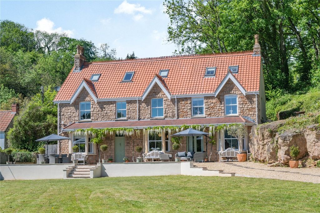 Additional image 2 of 7 bed detached house to rentWalton Street, Walton-In-Gordano, Clevedon, North Somerset BS21