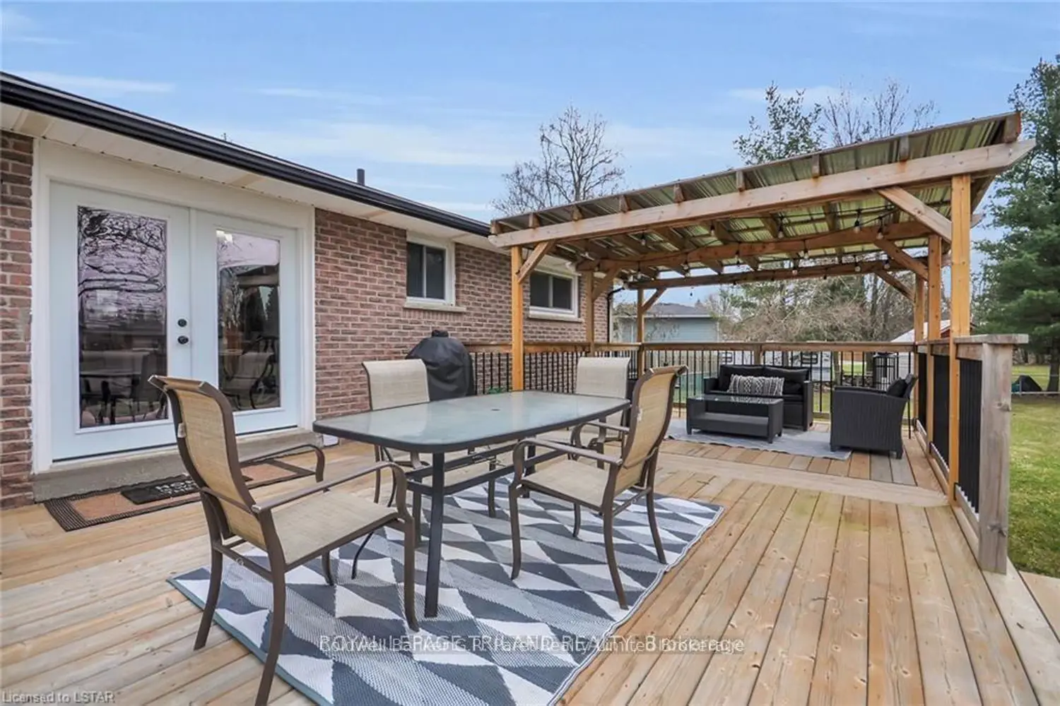 Additional image 5 of 104 Simcoe Crescent