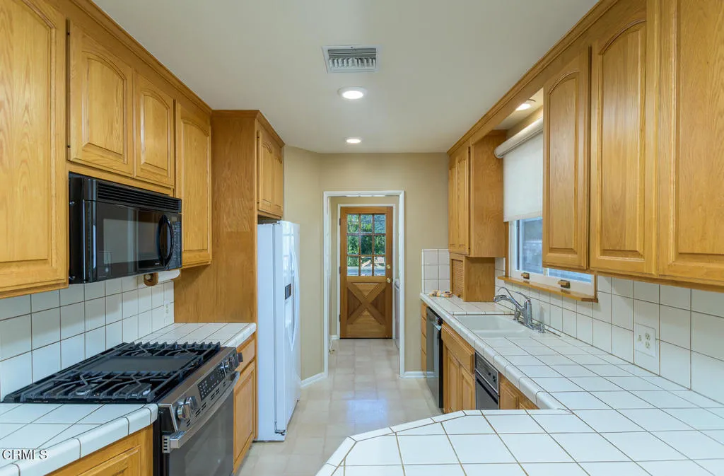 Additional image 54 of 3416 Maryann Street, Glendale, CA 91214