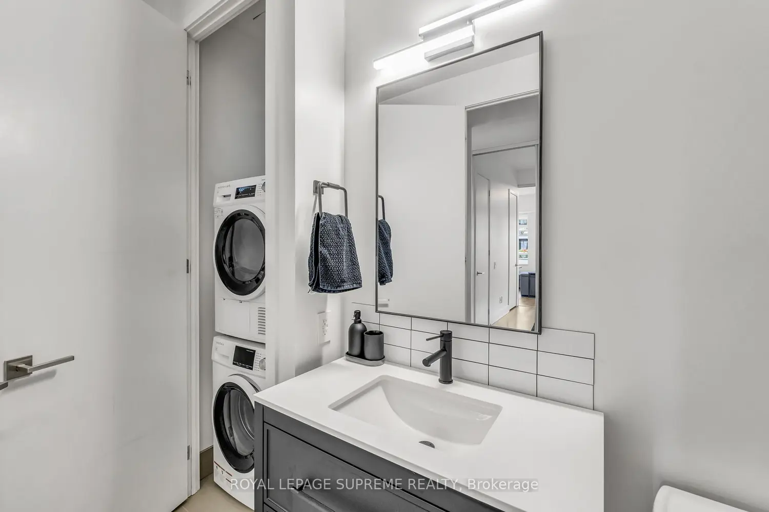 Additional image 15 of 111 St Clair Avenue 604