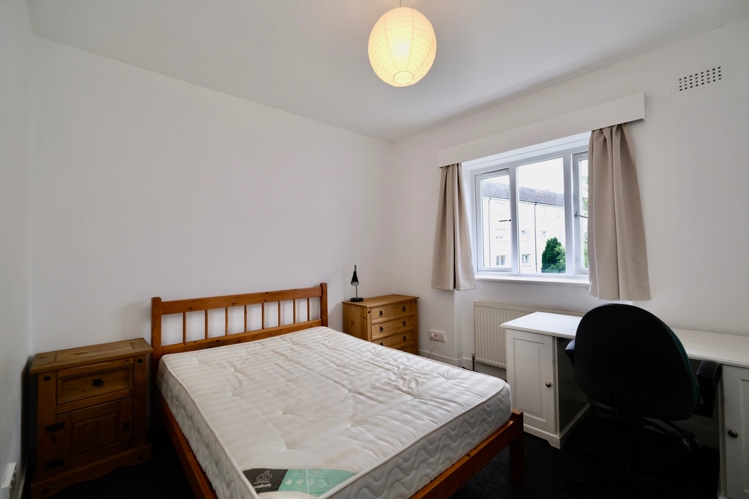 Additional image 6 of 3 Bed Flat, Thornwood, G11, N1 7GU