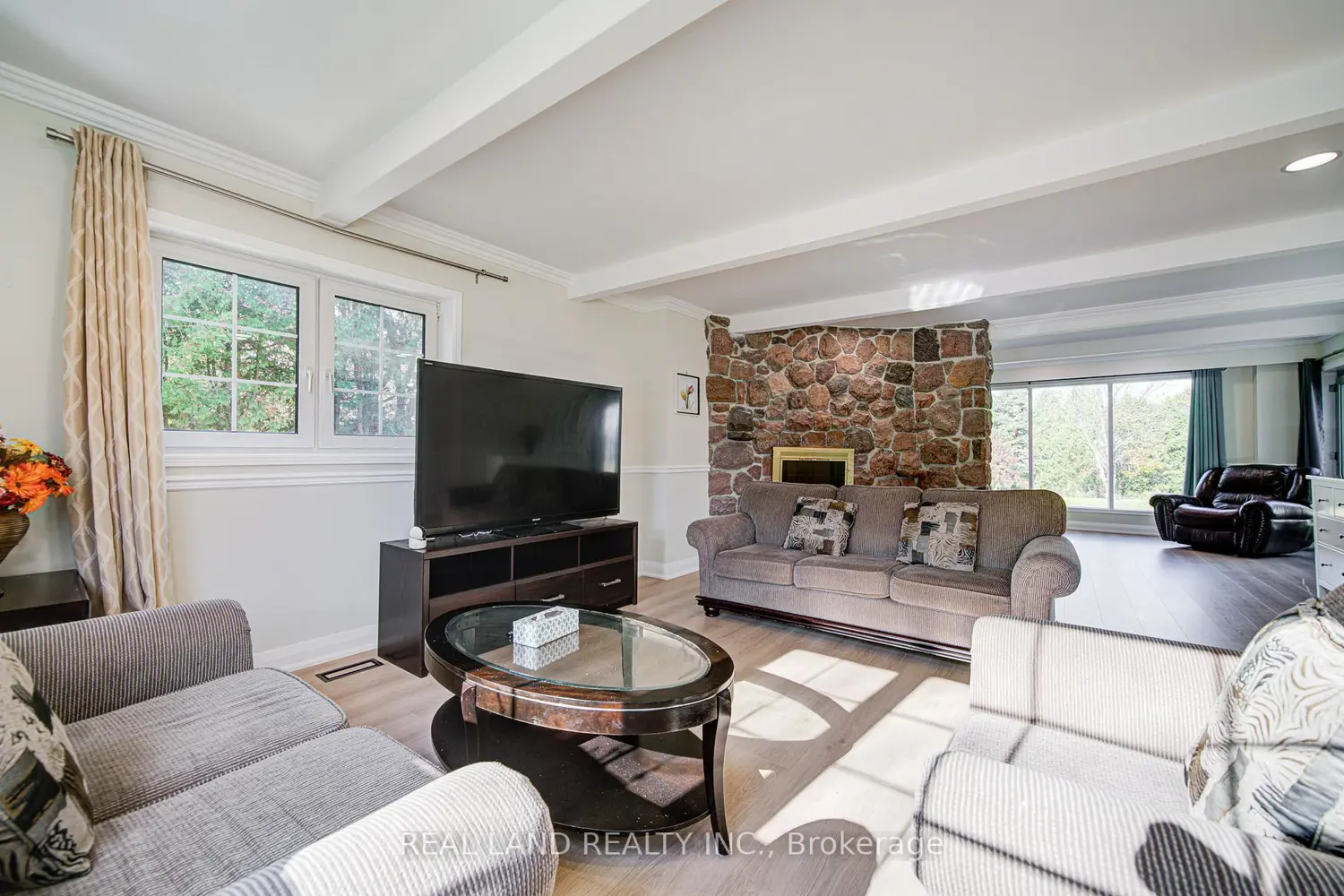 Additional image 8 of 4762 14Th Avenue