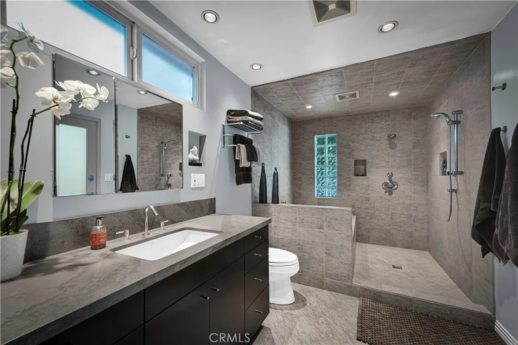 Additional image 82 of 6119 Mary Ellen Ave, Valley Glen, CA 91401