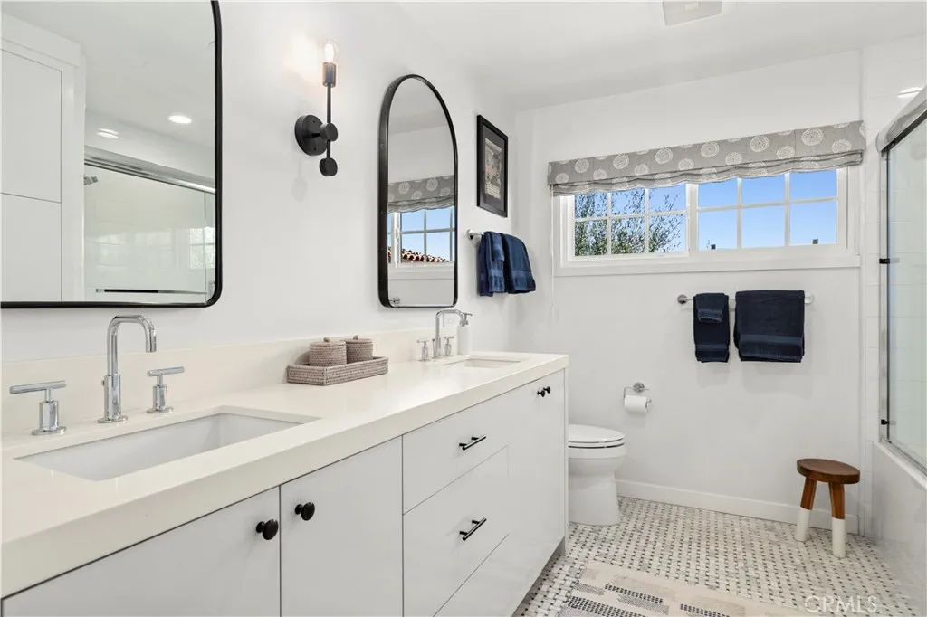 Additional image 51 of 213 Via Mentone, Newport Beach, CA 92663