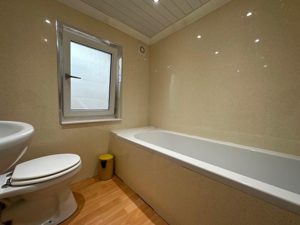 Additional image 9 of 4 Bed Detached House, Farm Road, G41, N1 7GU