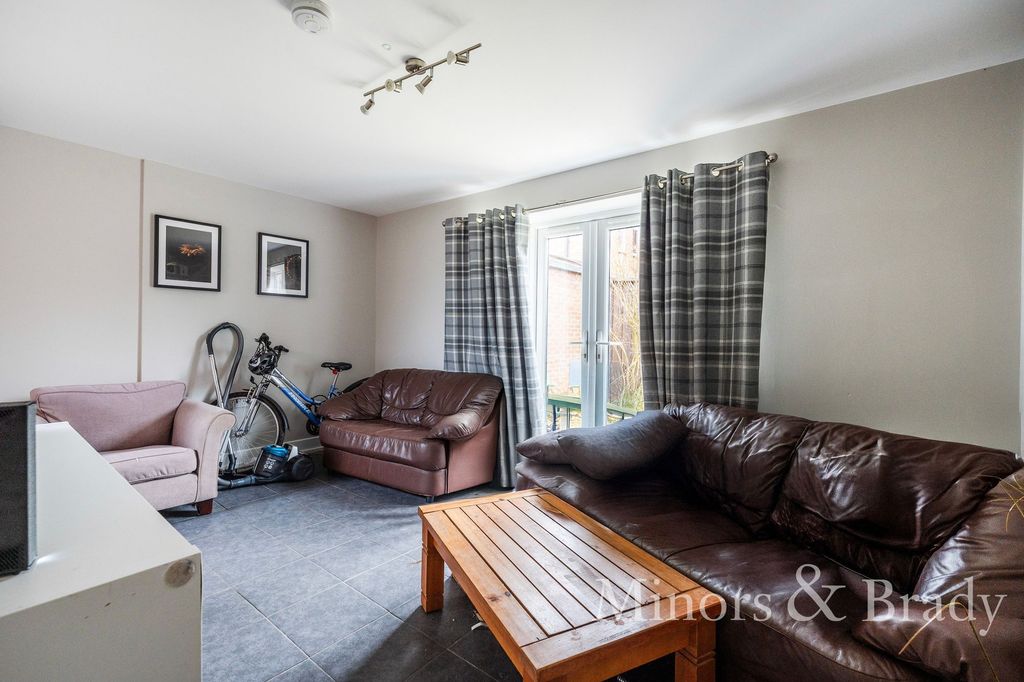 Additional image 5 of 7 bed end terrace house to rentScarnell Road, Norwich NR5