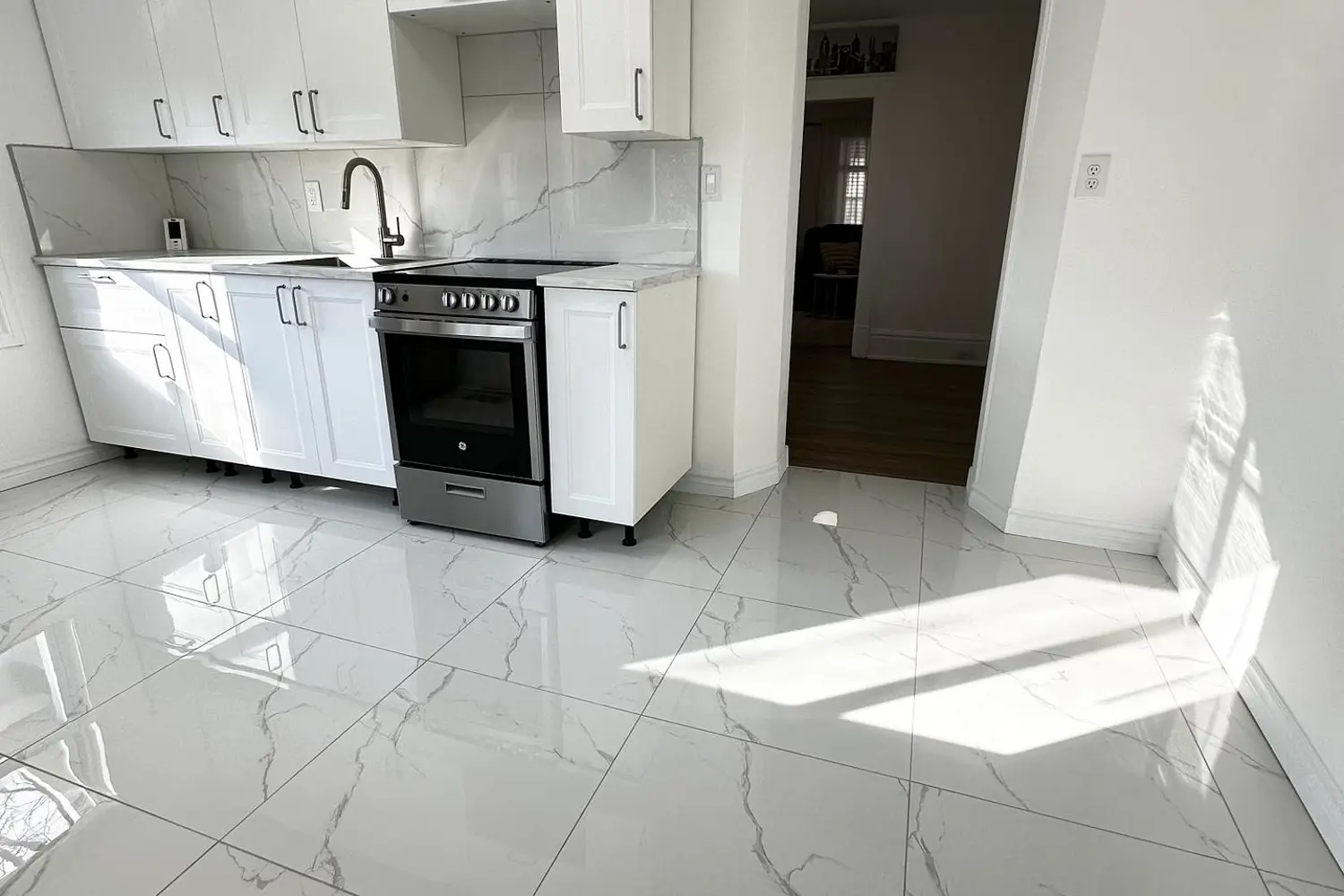 Additional image 5 of 201 Station Street