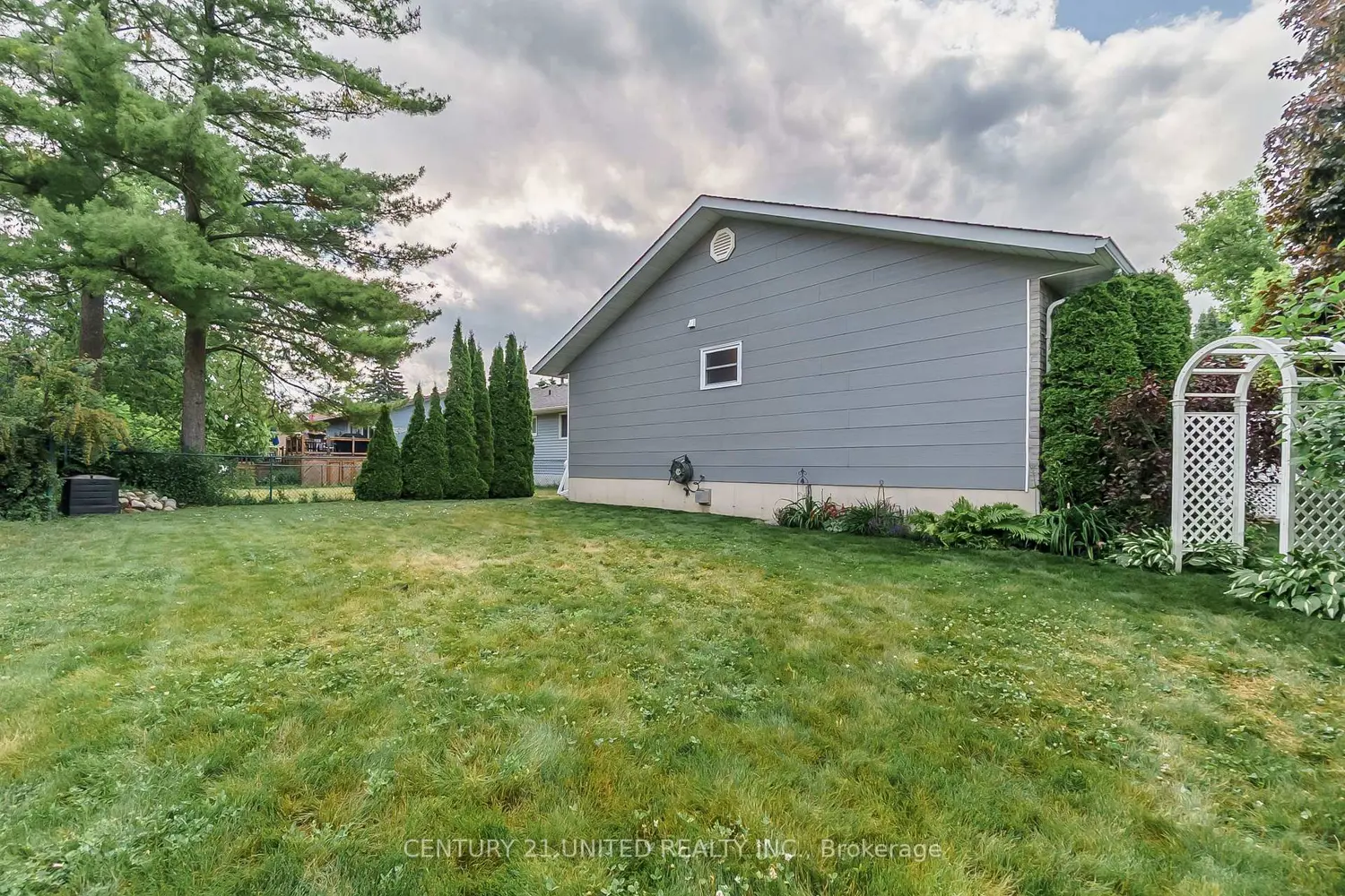 Additional image 15 of 39 Cedartree Lane