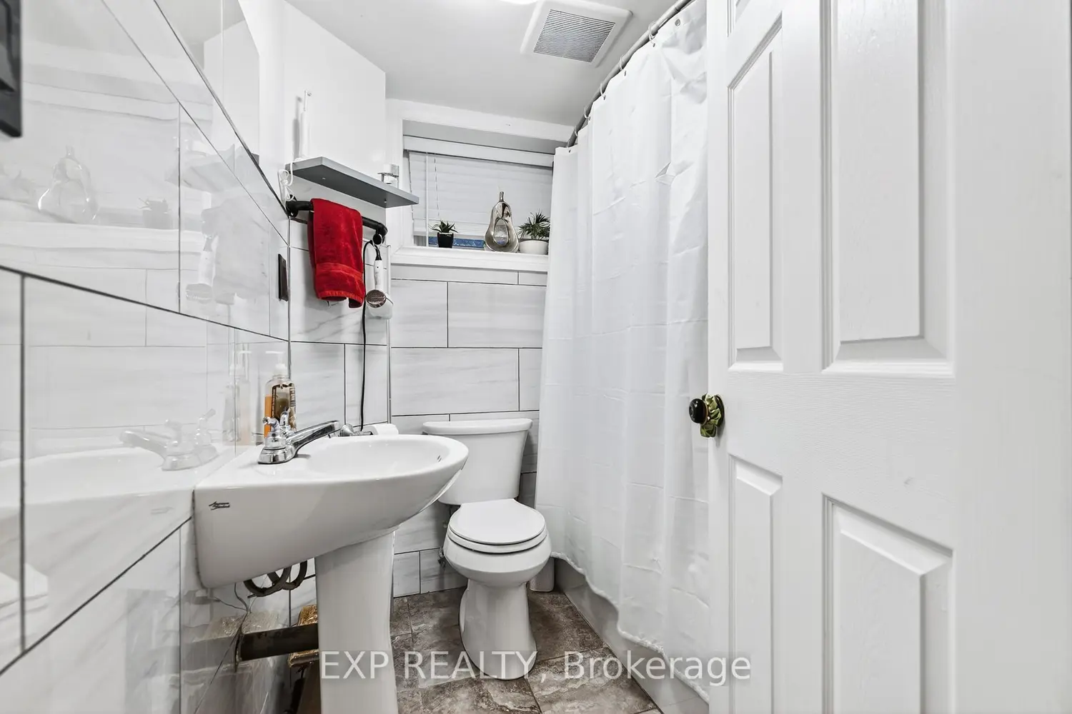 Additional image 11 of 316 North Shore Boulevard