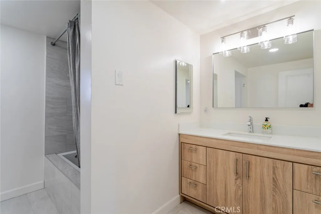 Additional image 87 of 19707 Green Mountain Drive, Newhall, CA 91321