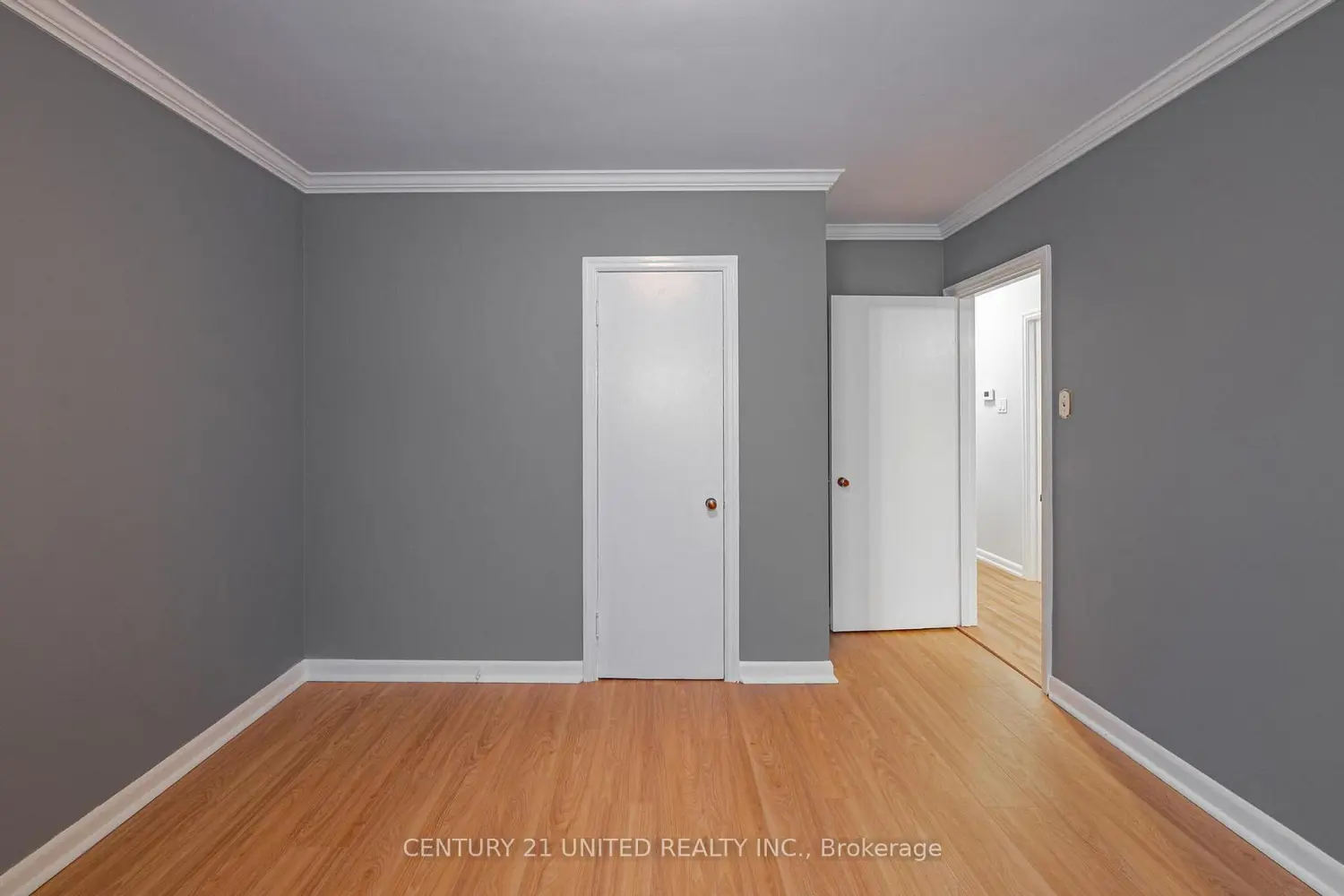 Additional image 9 of 835 Barnardo Avenue