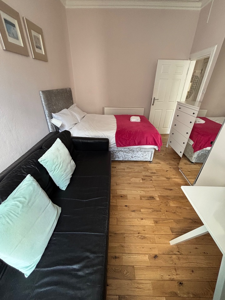 Additional image 32 of 3 Bed Flat, Saint Mary's Street, EH1, N1 7GU