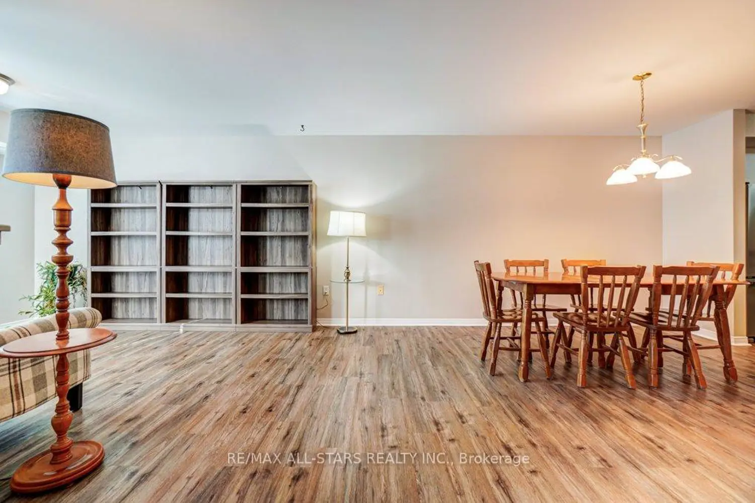 Additional image 7 of 8 Huron Street 303