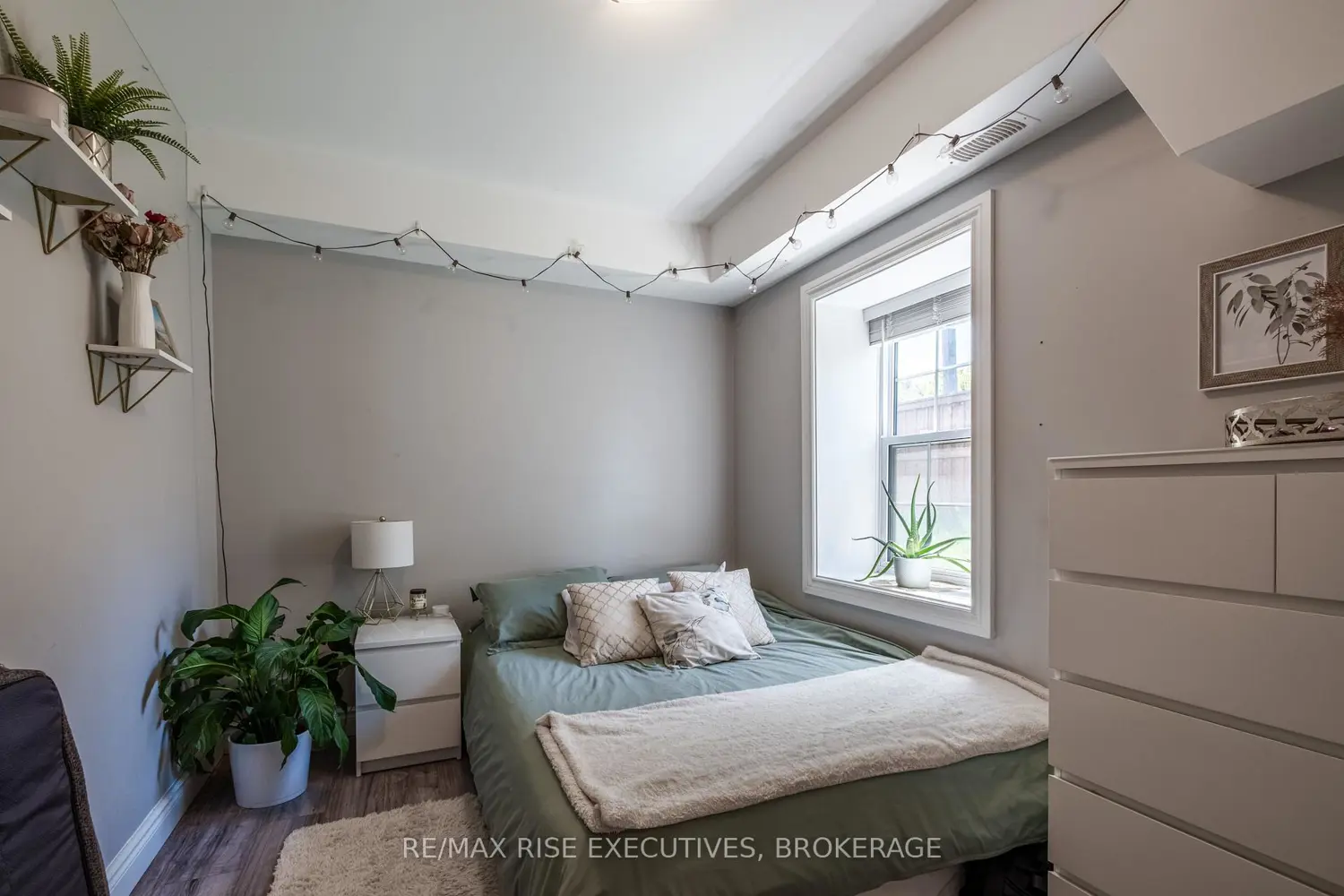 Additional image 20 of 120 Yonge Street