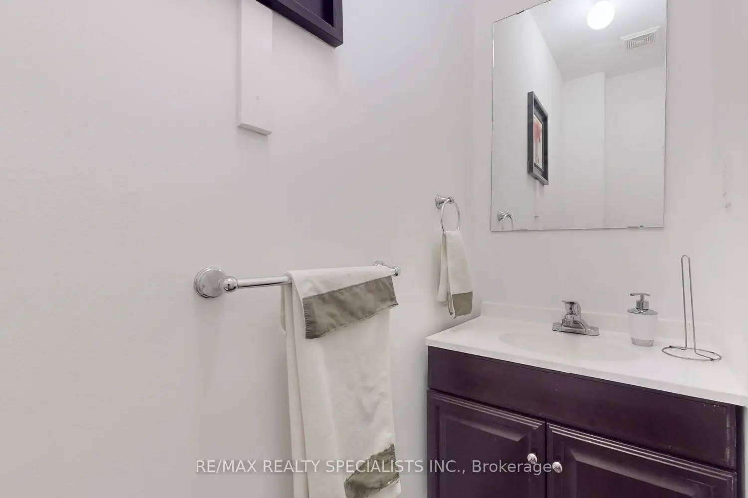 Additional image 7 of 13 Ledgerock Road