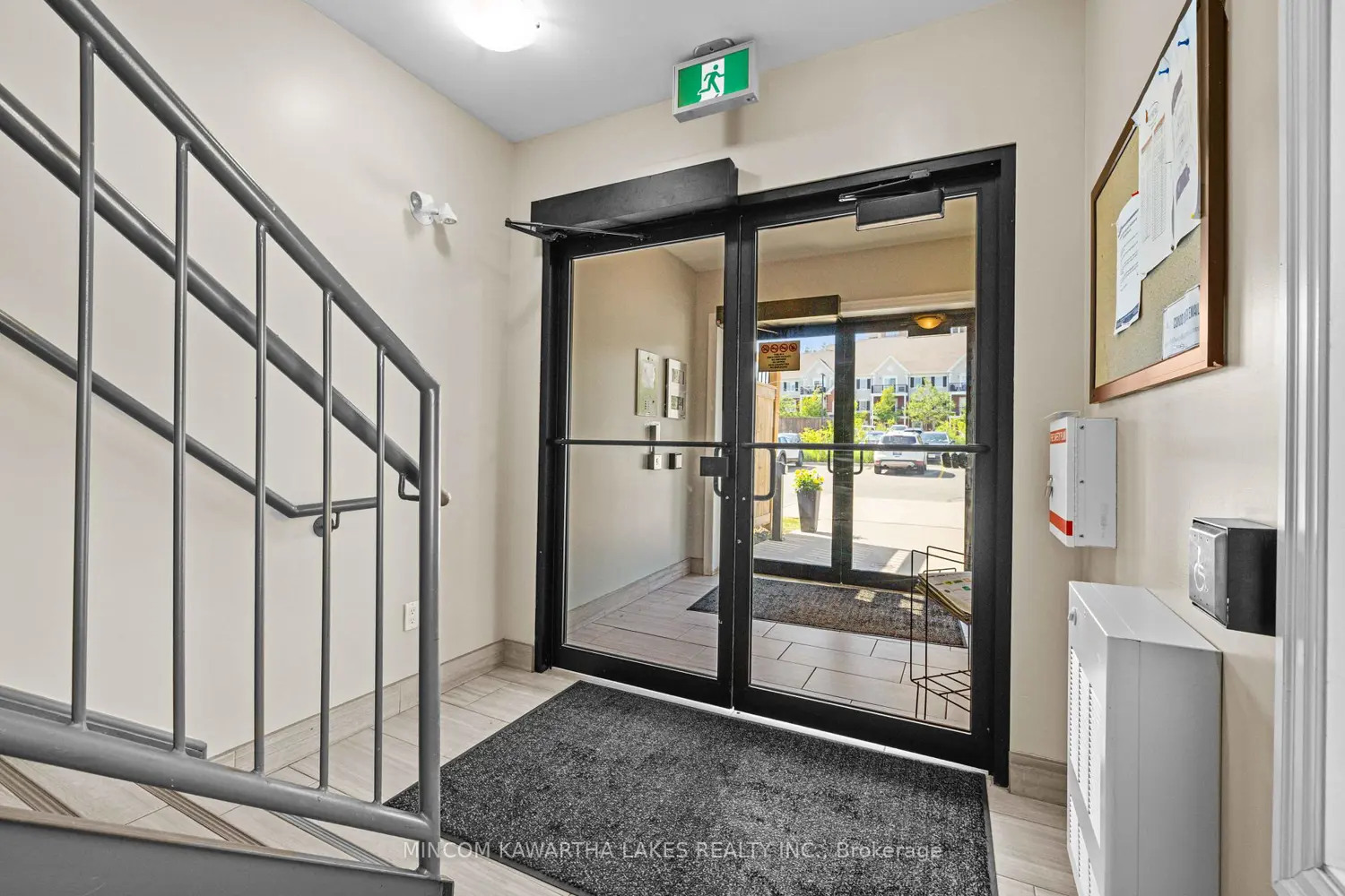 Additional image 8 of 910 Wentworth Street 105