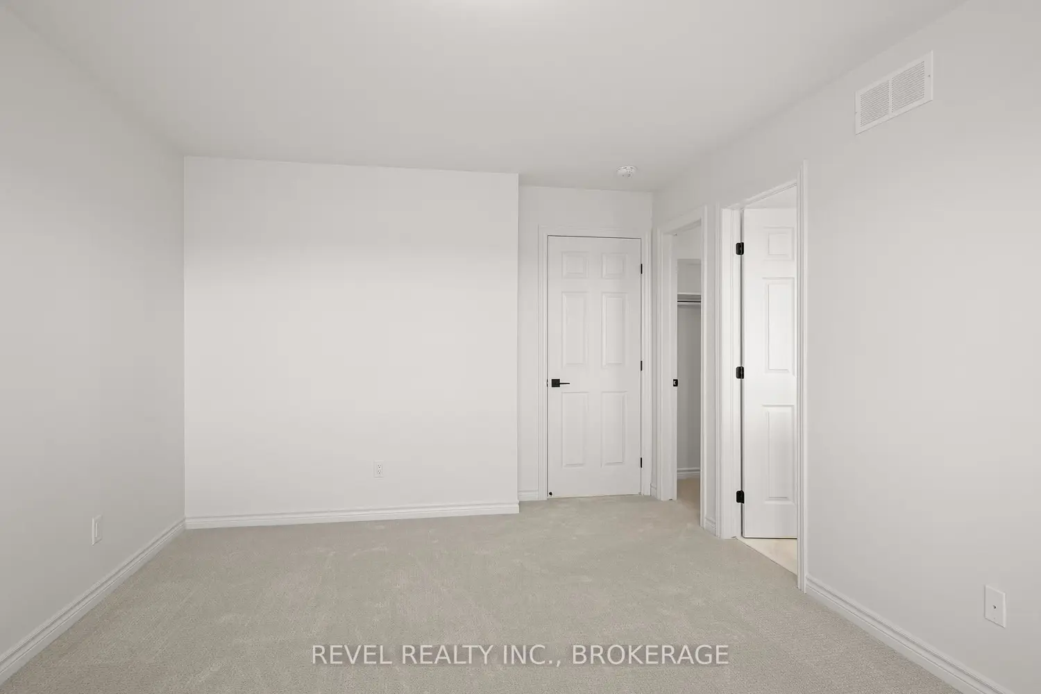 Additional image 9 of 1413 Demers Avenue