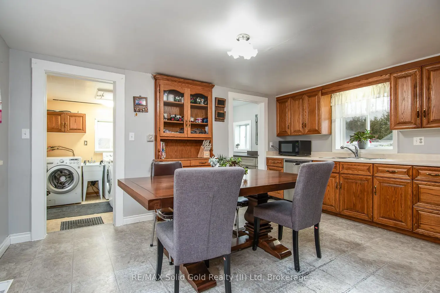 Additional image 9 of 73 Main Street East Street