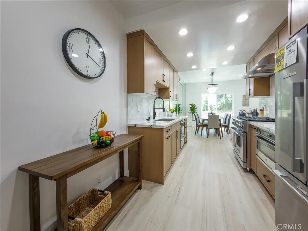 Additional image 98 of 1944 Glendon Unit 209, Los Angeles, CA 90025