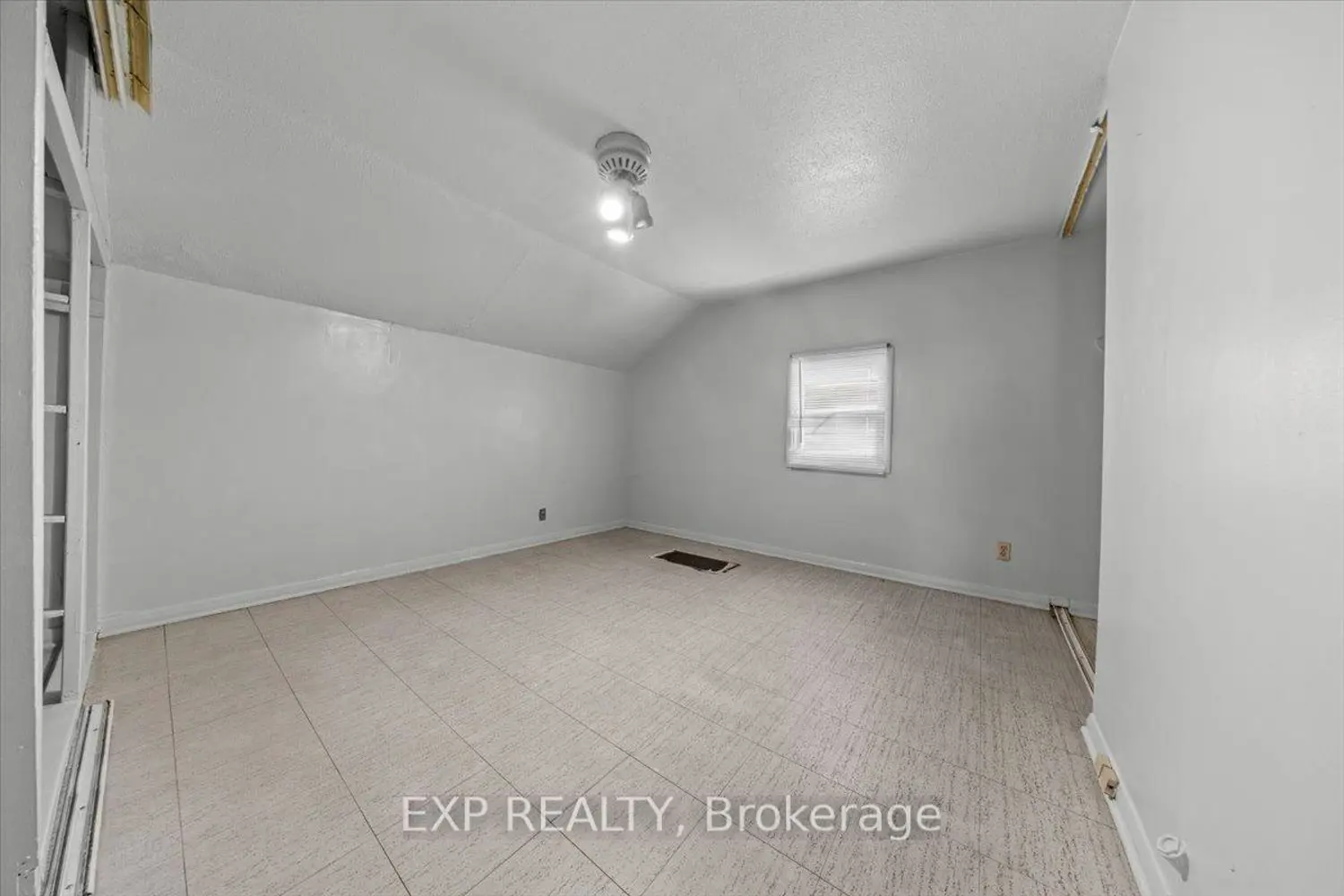 Additional image 11 of 198 Hinchey Avenue