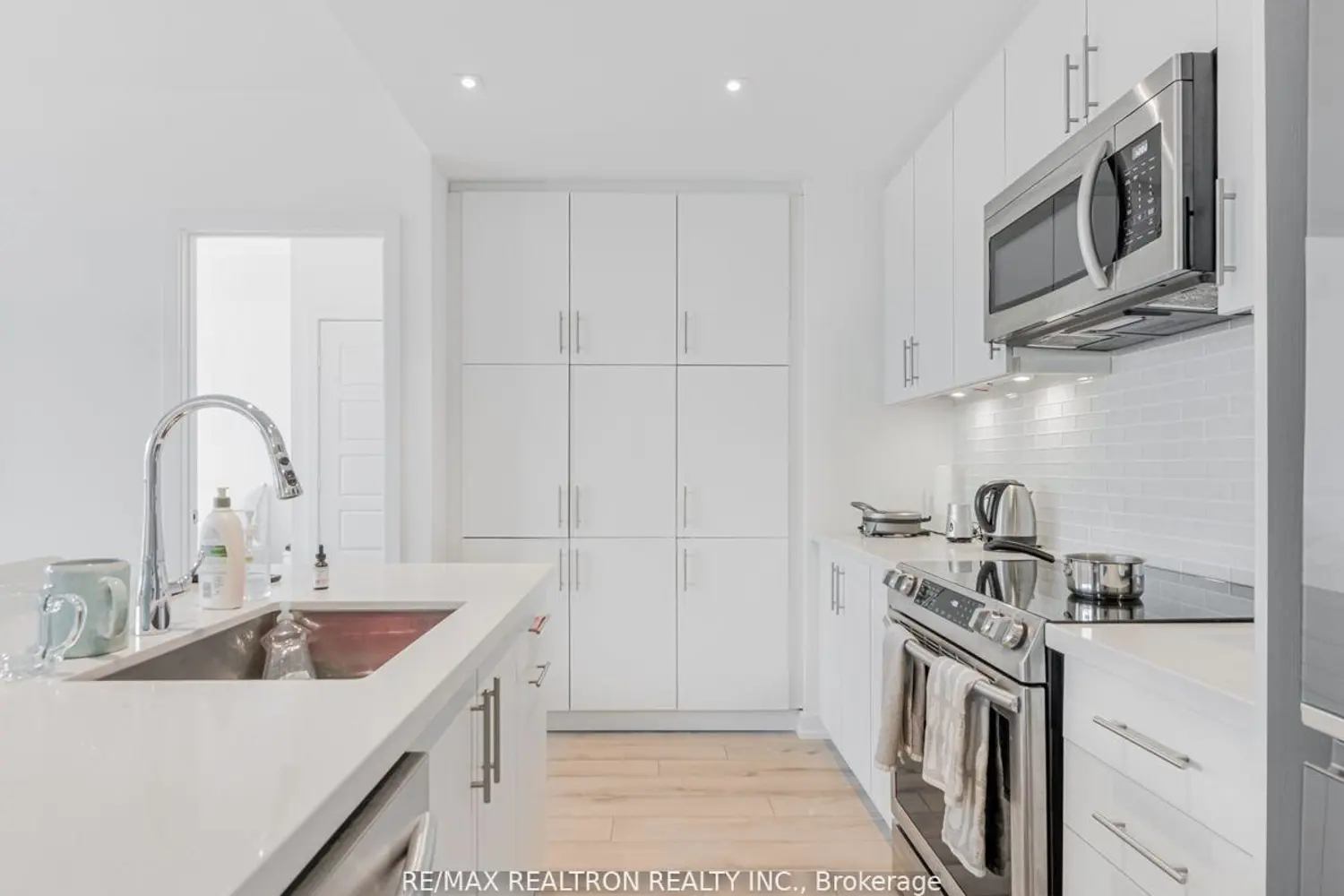 Additional image 9 of 375 Sea Ray Avenue 329