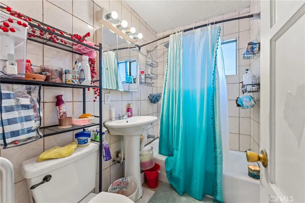 Additional image 28 of 10107 Paloma AVE, Los Angeles, CA 90002