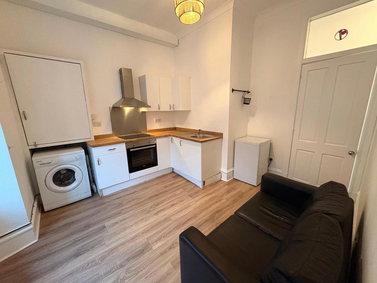 1 Bed Flat, Newlands Road, G44, N1 7GU