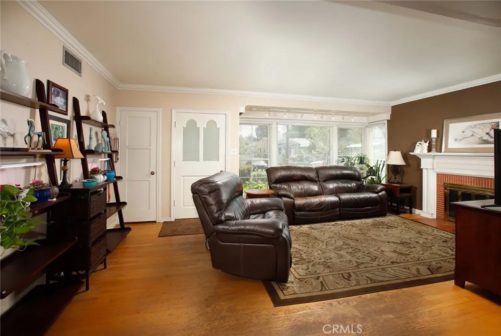 Additional image 5 of 10319 Russett Ave, Sunland, CA 91040