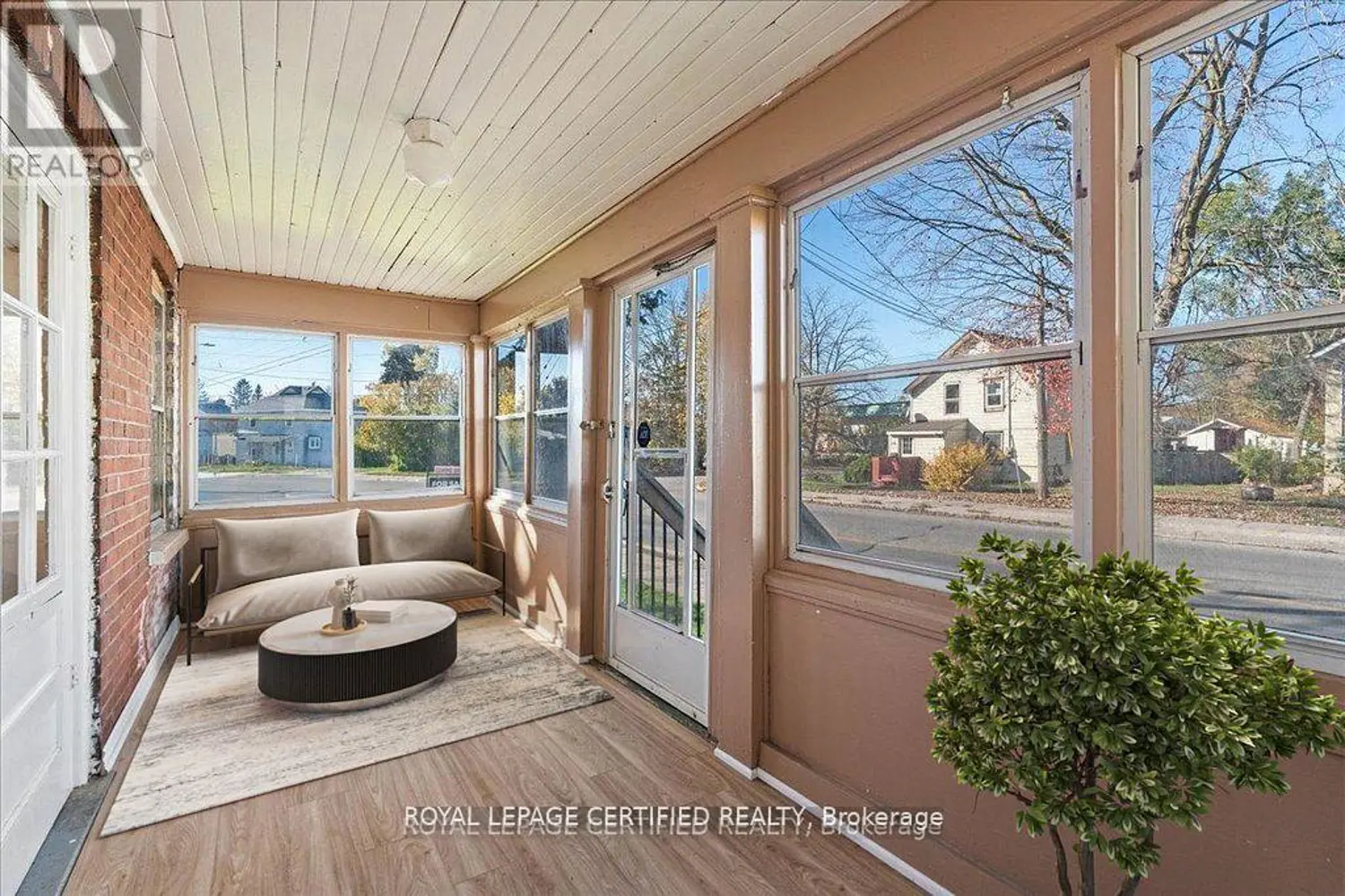 Additional image 3 of 201 Station Street