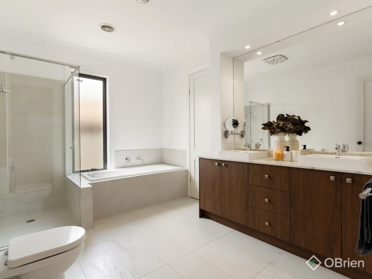 Additional image 12 of 14 Benshaw Court, Hillside VIC 3037