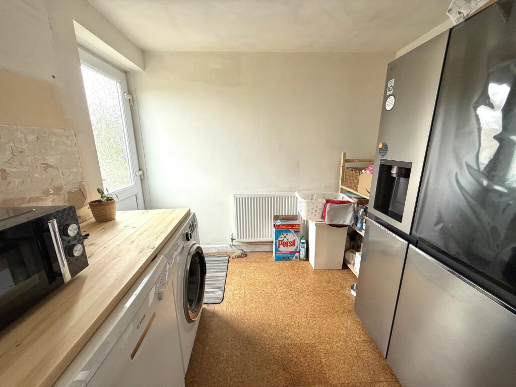 Additional image 6 of Goldcroft, Yeovil, Somerset, BA21 4DA