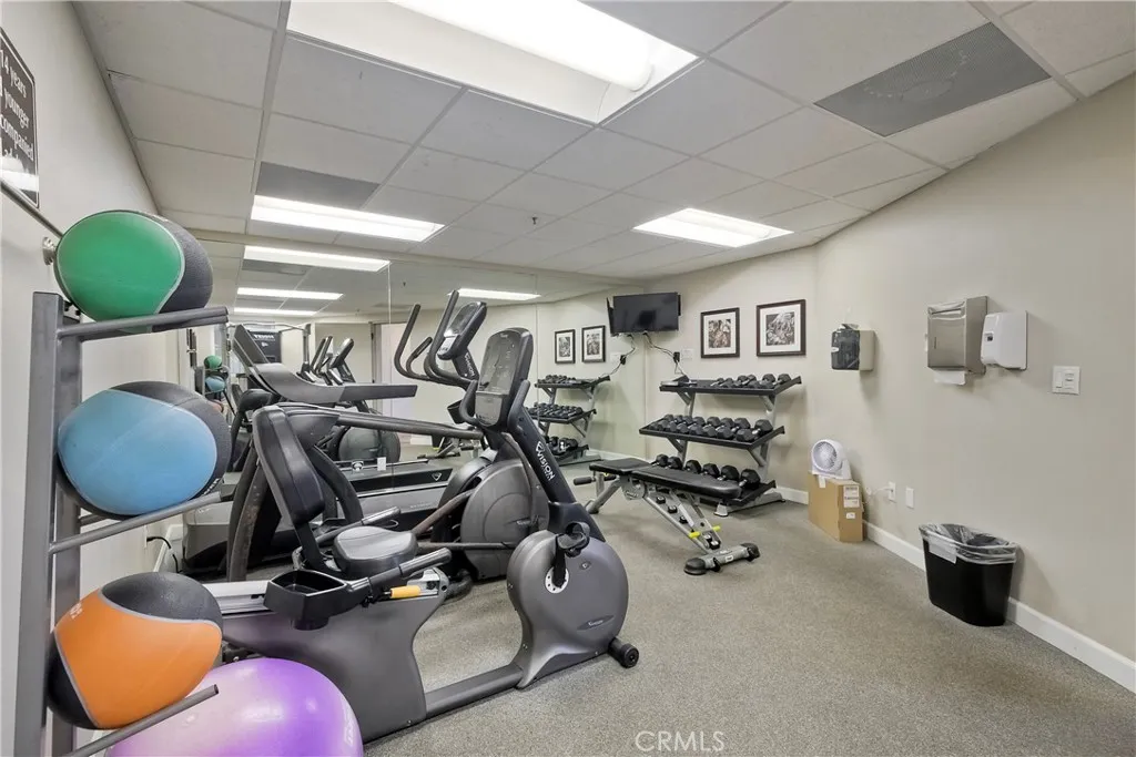 Additional image 92 of 543 Laguna Drive, Carlsbad, CA 92008