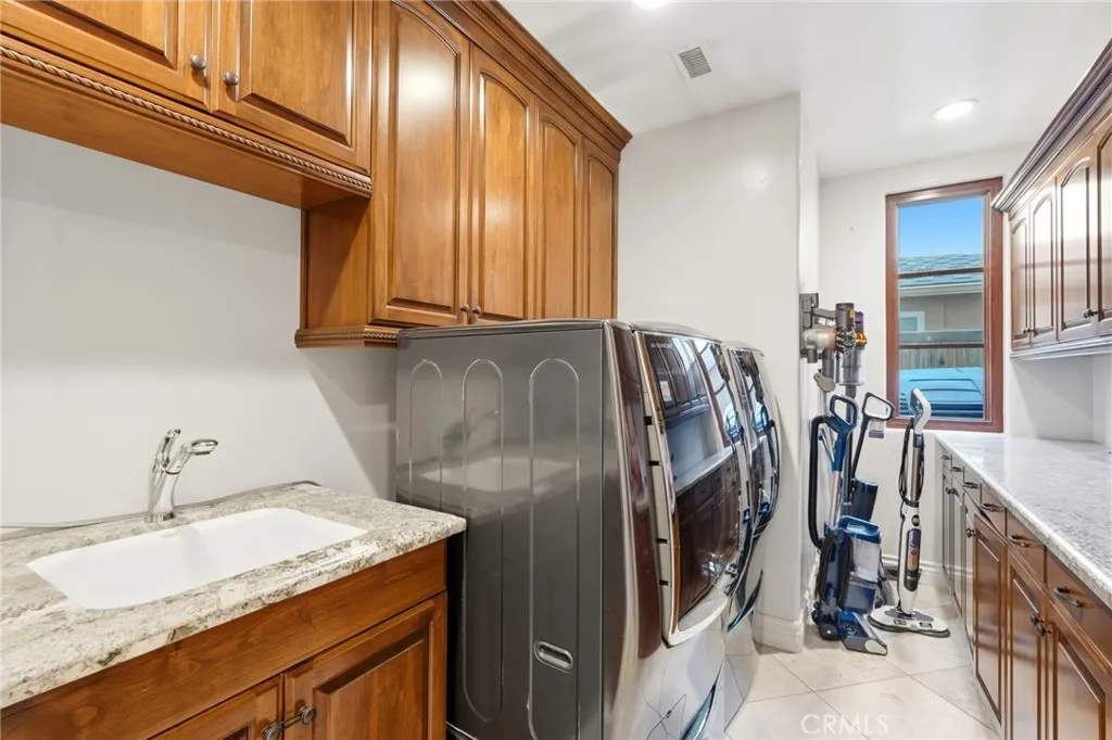 Additional image 105 of 3939 W Robinwood Ave, Visalia, CA 93291