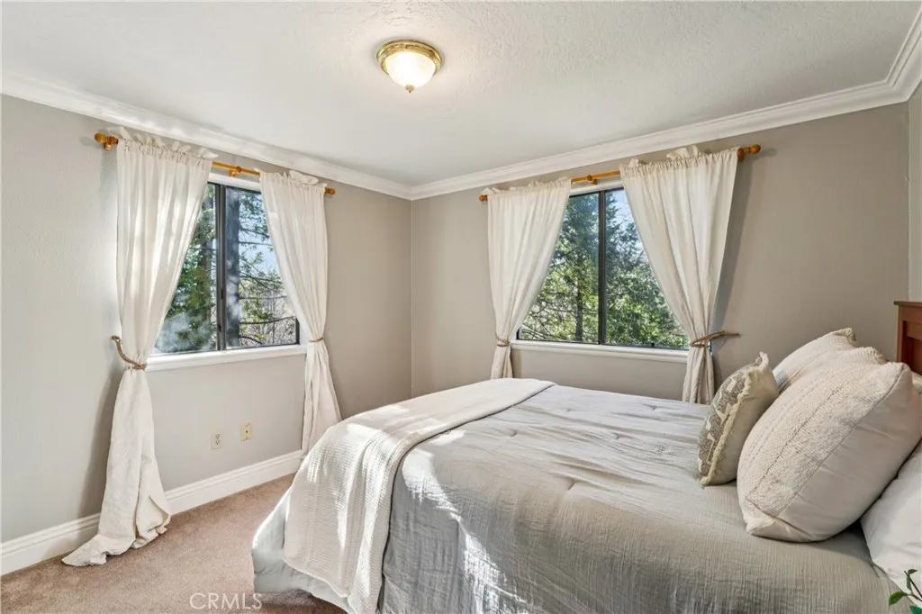 Additional image 84 of 27391 Peninsula Dr, Lake Arrowhead, CA 92352