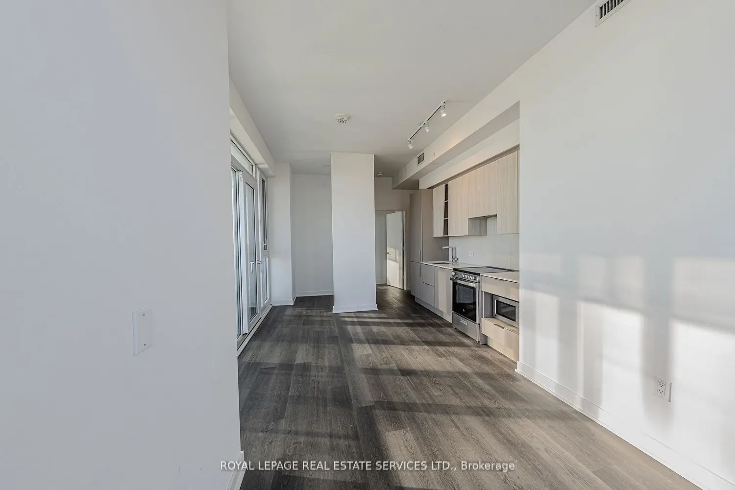 Additional image 8 of 3900 Confederation Parkway 4203