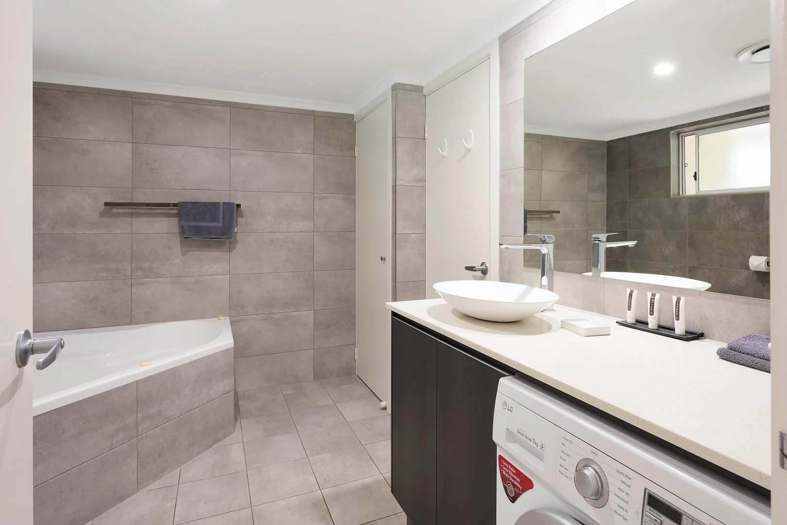 Additional image 7 of 4/23 Beach Street, Merimbula NSW 2548