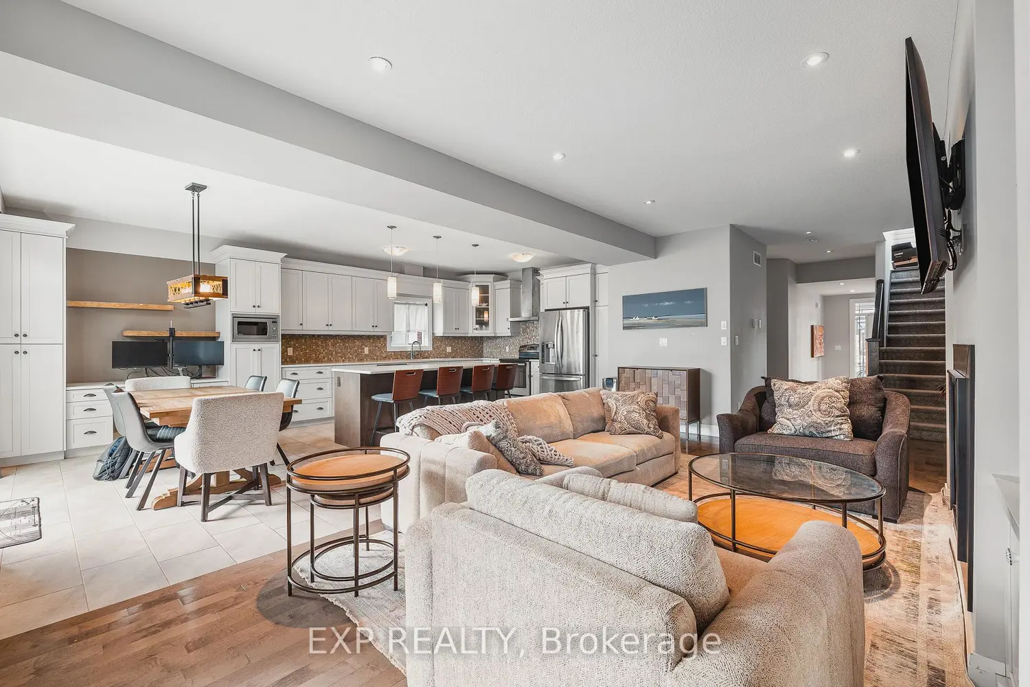 Additional image 2 of 346 Moorlands Crescent