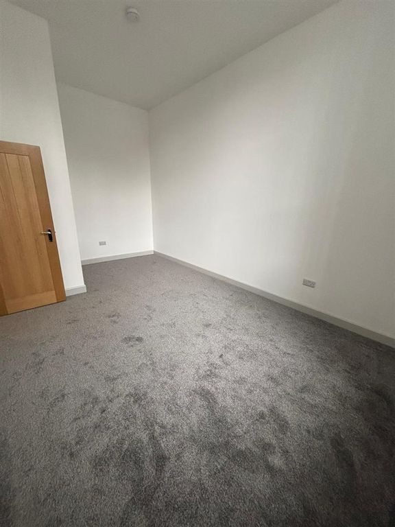 Additional image 16 of 25 bed block of flats to rentSedgley Road West, Tipton DY4