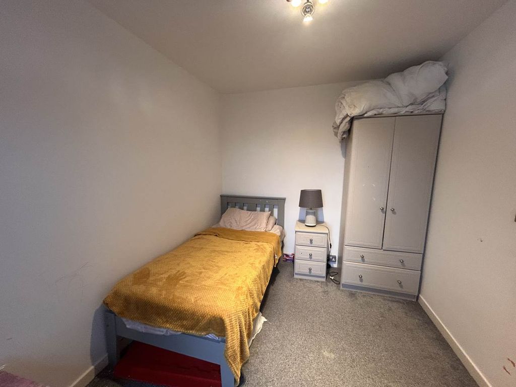 Additional image 8 of 3 bed terraced house to rentSchool Road, Neath SA11