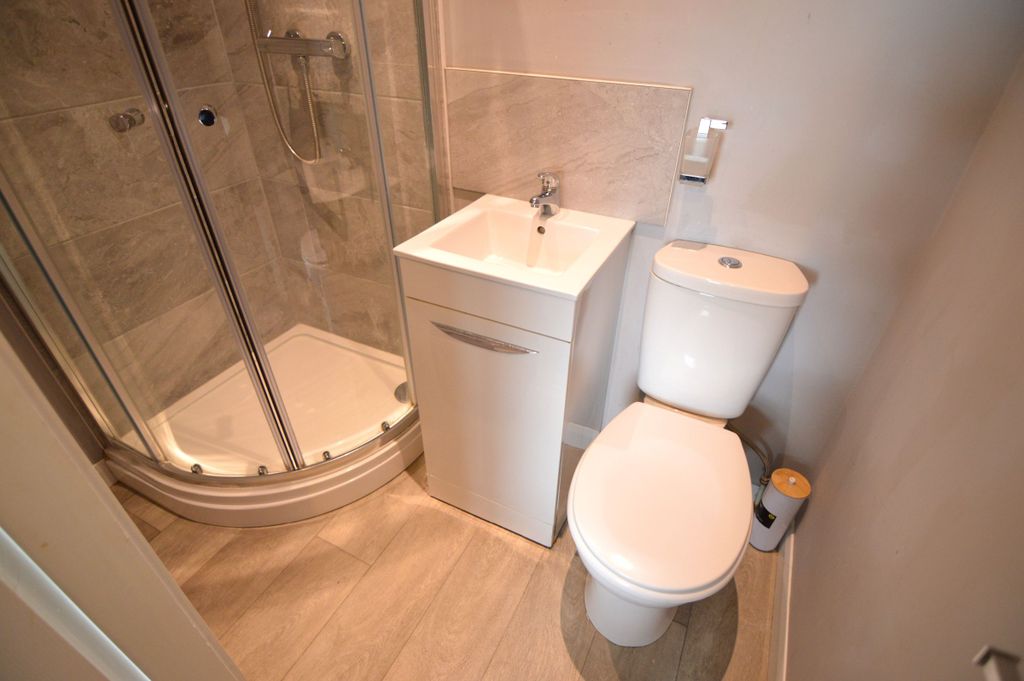 Additional image 4 of Room to rentWelholme Road, Grimsby DN32