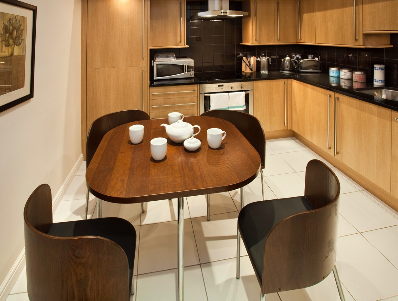 Additional image 5 of 2 Bed Flat, Advocates Close, EH1, N1 7GU