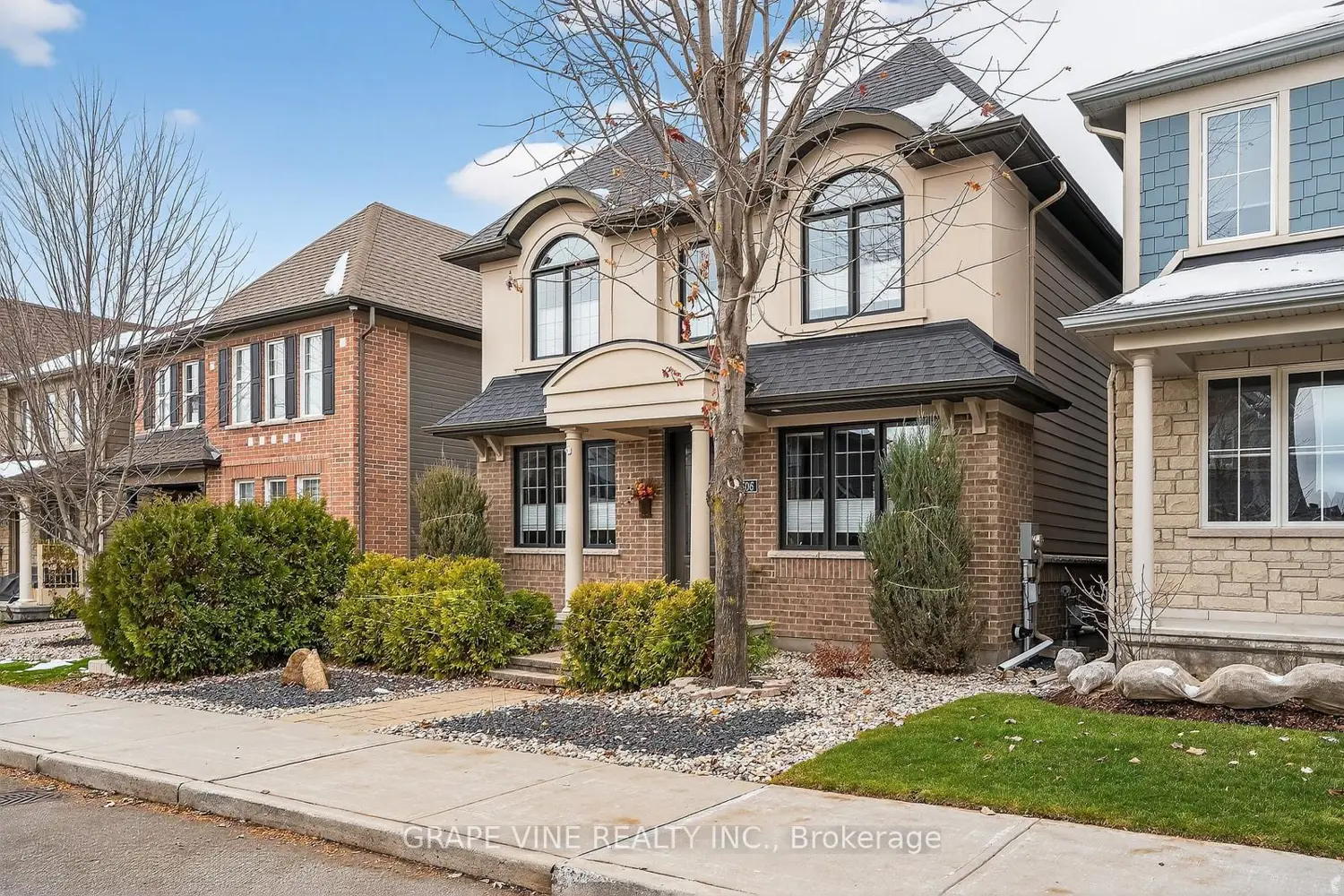 506 Chriscraft Way photo 2