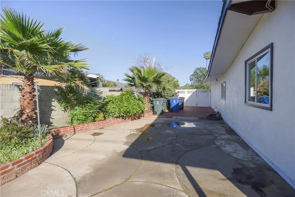 Additional image 49 of 1049 N Macneil St, San Fernando, CA 91340