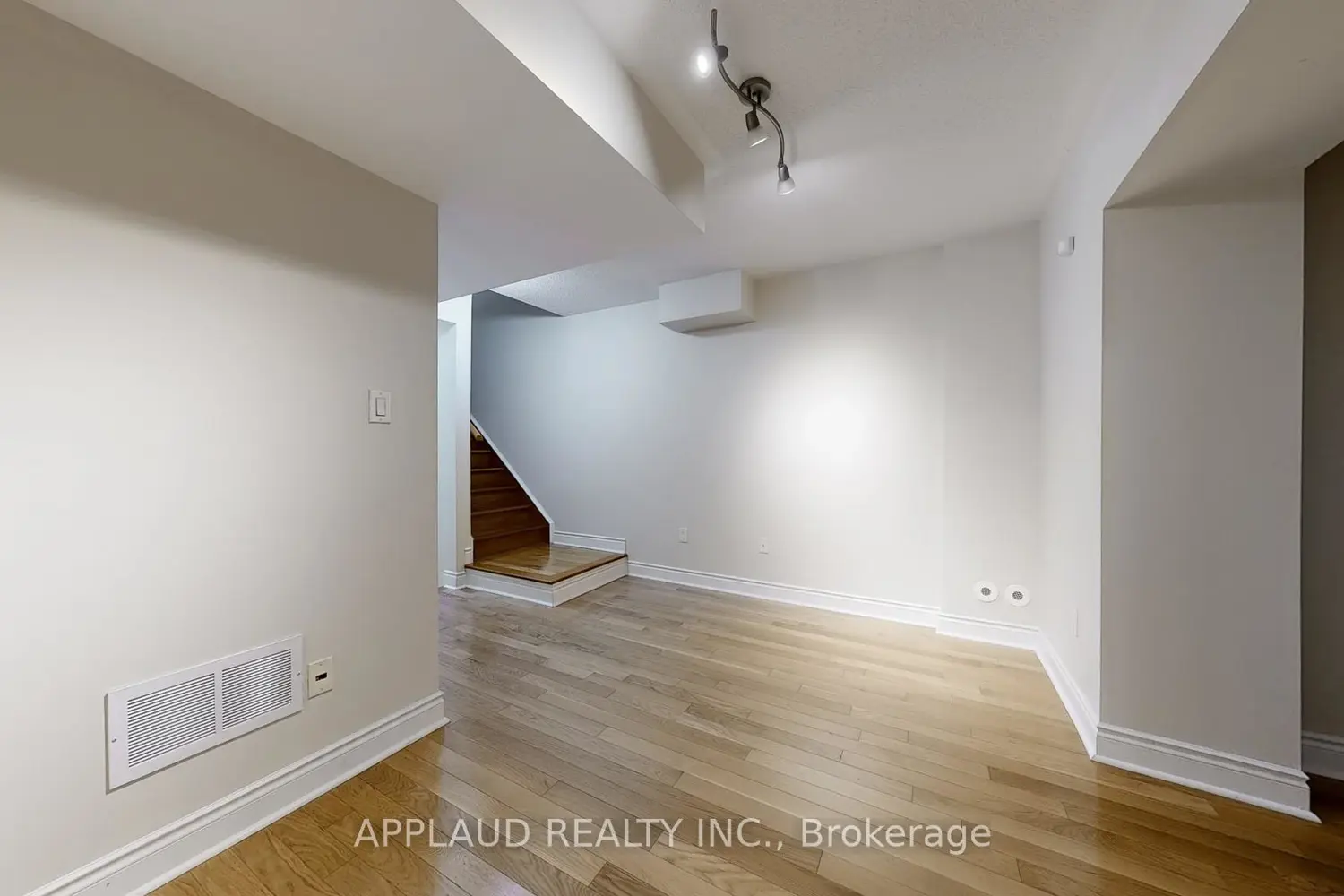 Additional image 17 of 75 Legends Way