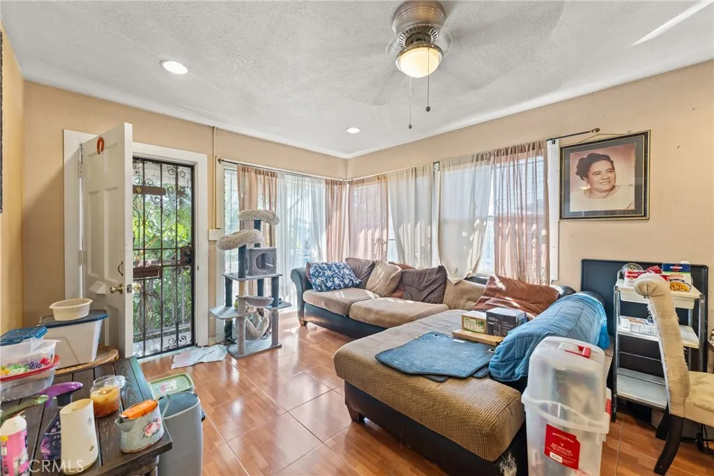 Additional image 16 of 10107 Paloma AVE, Los Angeles, CA 90002