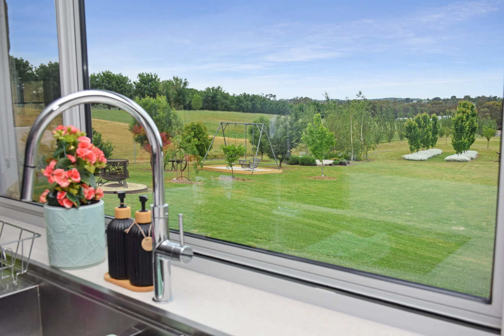 Additional image 10 of 14 Goldview Close, Young NSW 2594